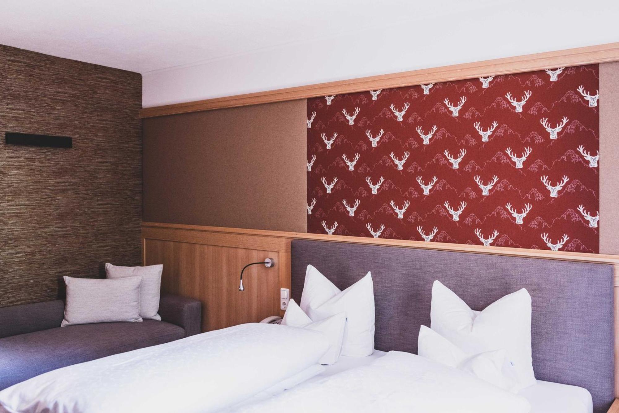 Hotel Gasthof Kreuz Sonntag Екстериор снимка