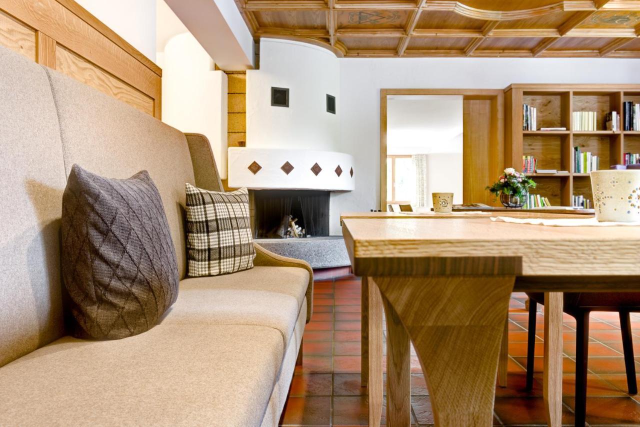 Hotel Gasthof Kreuz Sonntag Екстериор снимка