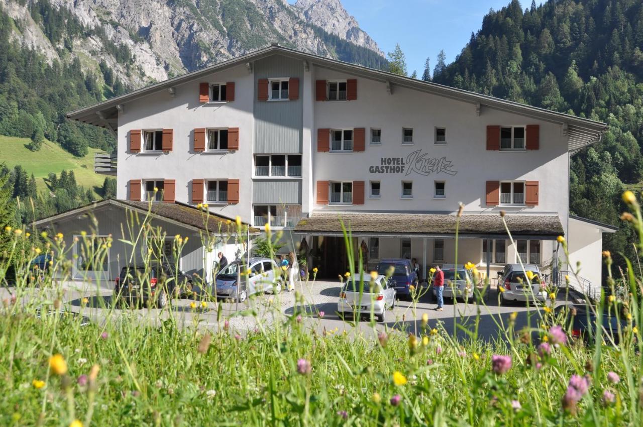 Hotel Gasthof Kreuz Sonntag Екстериор снимка